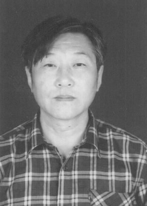 道·德力格爾倉