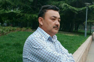 詩(shī)歌獎(jiǎng)：獲獎(jiǎng)作品《云彩天花》作者：依力哈爾江·沙迪克（維吾爾族）         創(chuàng)作感言　　我始終認(rèn)為“世界就是詩(shī)歌，詩(shī)歌就是世界”，并對(duì)此堅(jiān)信不疑。這種不改初衷、一如既往的堅(jiān)持，使我在詩(shī)歌創(chuàng)作上有所收獲；永遠(yuǎn)如激情燃燒的青春之火，照亮我不斷前進(jìn)；孩提時(shí)的那份純真的感情、那份激情始終占據(jù)著我的內(nèi)心、我的靈魂。