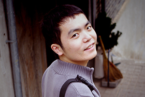 幼兒文學：獲獎作品《其實我是一條魚》作者：孫玉虎         獲獎感言　　李少白先生生于1939年，而我生于1987年，我們之間的年齡相差了近半個世紀。評委會讓我們一起入圍幼兒文學組，真是太“殘忍”啦。我想，如果幼兒文學組最終只能有一部作品獲獎，那一定是《蒲公英嫁女兒》。如果我輸給他，我會有遺憾，但我心服口服。