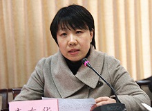 李東華：兒童文學(xué)的新變近年來的兒童文學(xué)創(chuàng)作對(duì)兒童文學(xué)精神的理解提升到了更高的海拔上，推動(dòng)了兒童文學(xué)創(chuàng)作在多個(gè)維度上獲得新的生長(zhǎng)空間。[詳細(xì)]