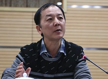 唐小林：批評(píng)家要提高自身學(xué)養(yǎng) 堅(jiān)持自身理想針對(duì)文學(xué)批評(píng)的問題，我認(rèn)為一個(gè)是評(píng)論家要加強(qiáng)自身學(xué)養(yǎng)；另外還要勇于批評(píng)。[詳細(xì)]