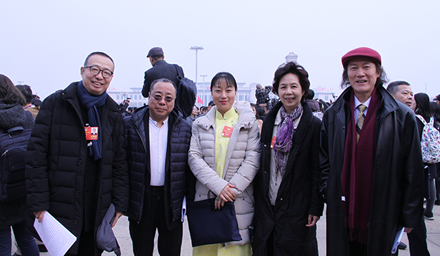 政協(xié)委員潘魯生、尹力、盛小云、范小青等