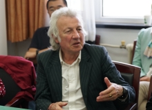 多米尼克?歐塔維：后媒體時代為文學帶來的可能性今天，誰都可以創(chuàng)建節(jié)目，并將其傳播到任何他喜歡的地方。 [詳細]