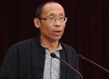 張二棍：個(gè)人深處的真相　　只有我們的作品，才是回饋白紙與黑字的唯一方式，才是弘揚(yáng)道德與正義的不二選擇。[詳細(xì)]