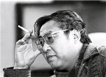 【路　遙】	楊　輝丨《路遙與現(xiàn)實主義文學(xué)傳統(tǒng)》；	宮銘杉丨《<平凡的世界>：一部有待全面認識的長篇佳作》。