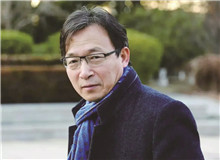 【李　洱】	沈杏培丨《李洱小說中的“費邊幽靈”》；	鐘　媛丨《李洱的文學(xué)觀與<應(yīng)物兄>的接受》。