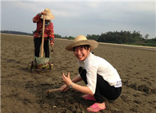 三生三笑：現(xiàn)實(shí)題材，莫在空中起樓閣“我曾經(jīng)加入過(guò)某某行當(dāng)，現(xiàn)在想要寫一段那樣的經(jīng)歷，是不是就能夠大火？”[詳細(xì)]