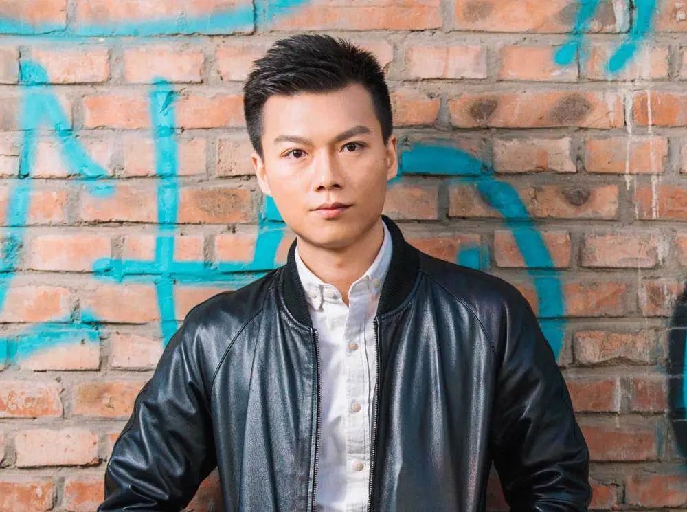 作者簡介：陳楸帆，男，1981年生。中國作家協(xié)會科幻文學委員會副主任，耶魯大學訪問學者，科幻作家。