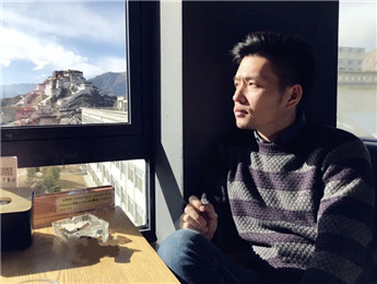 劉康：只有文本立得住，期許才能說出口