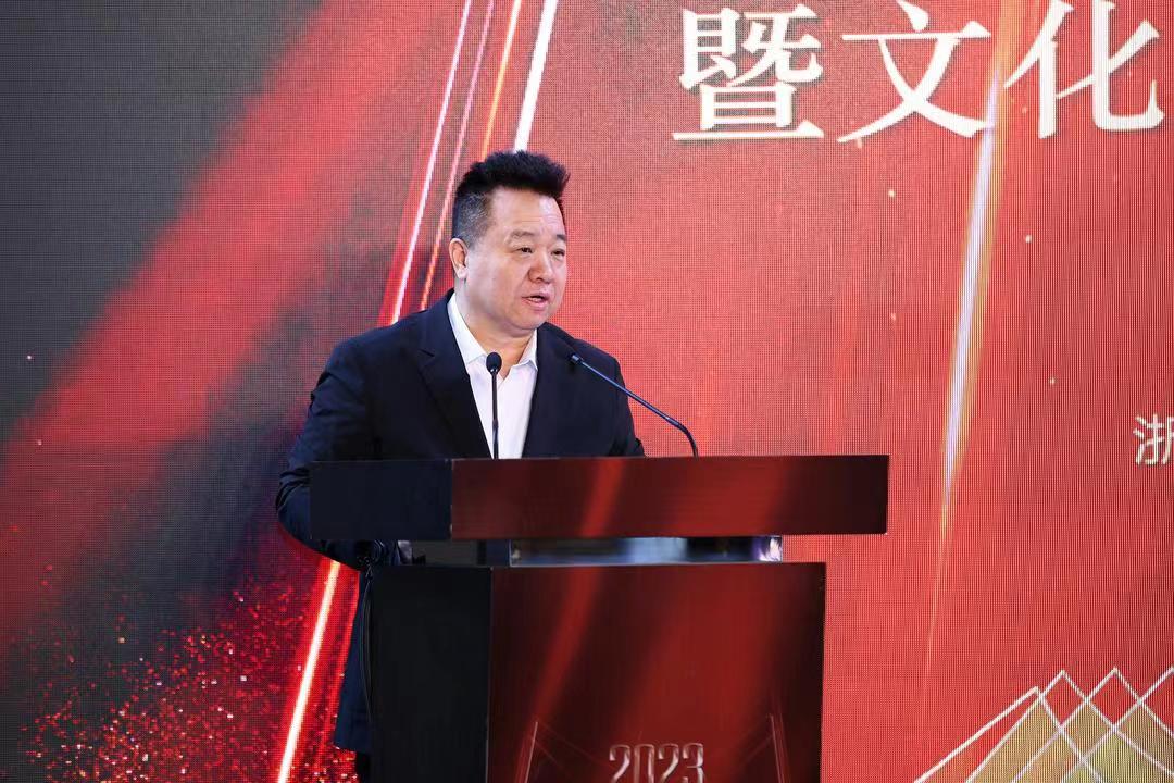 中國作協(xié)黨組成員、書記處書記邱華棟致辭