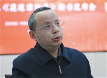 聽(tīng)，研討會(huì)上的聲音　　“我要走遍山山水水、萬(wàn)水千山，在這些山當(dāng)中，就有這些老百姓存在?！?#13;[詳細(xì)]