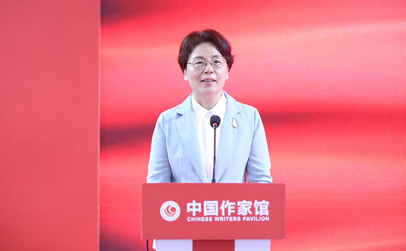 徐纓在開(kāi)館儀式上致辭