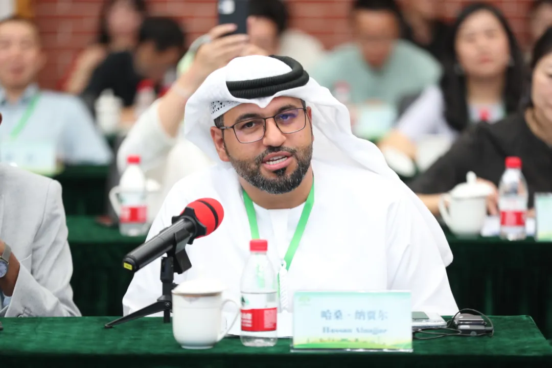 阿聯(lián)酋詩(shī)人哈?！ぜ{賈爾