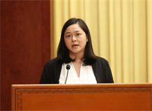 袁紹珊：交流與發(fā)展　　作為一位文化工作者，我在澳門從事文化工作超過16年，曾策劃、主編、編輯過百本書刊，包括澳門的年度文學(xué)作品選等……[詳細(xì)]