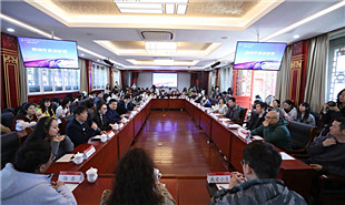 “網(wǎng)絡作家進校園”北大交流現(xiàn)場