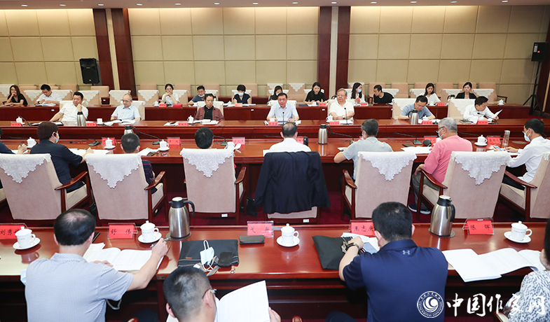 第十一屆全國優(yōu)秀兒童文學(xué)獎(jiǎng)評獎(jiǎng)委員會第一次會議舉行