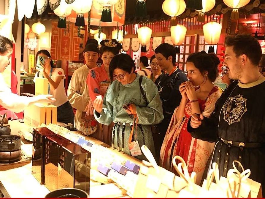 “文明會有不同，但詩歌讓我們得以溝通”