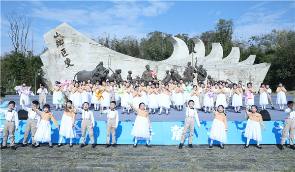 文學(xué)傳薪 書香流芳——記“2025中國文學(xué)盛典·湖南文學(xué)周暨第四屆岳麓書會”