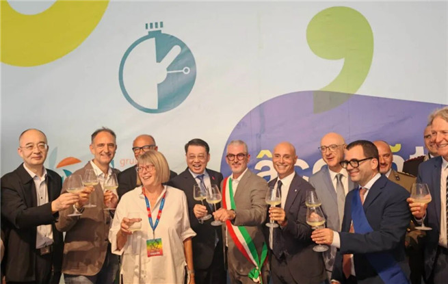 “揚(yáng)帆計(jì)劃”首次參加意大利曼托瓦文學(xué)節(jié)，推動(dòng)中意文學(xué)交流