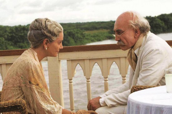 根據(jù)馬爾克斯小說(shuō)《霍亂時(shí)期的愛(ài)情》改編的同名電影劇照